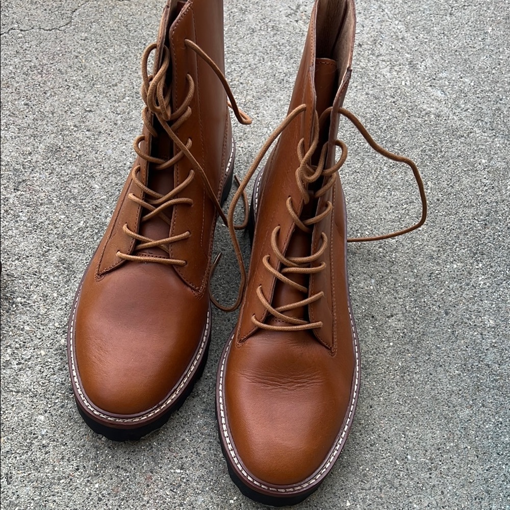 Women’s  Brown Leather Boots